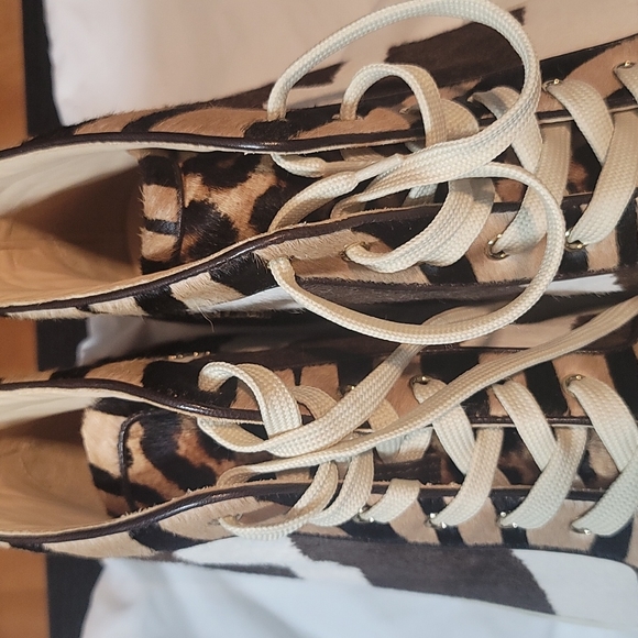 Christian Louboutin Sneakers - Picture 12 of 15